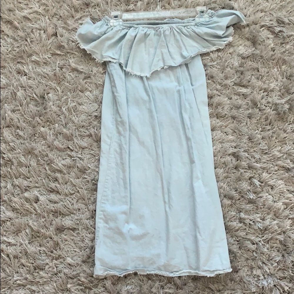 Off the shoulder Jean dress🤩